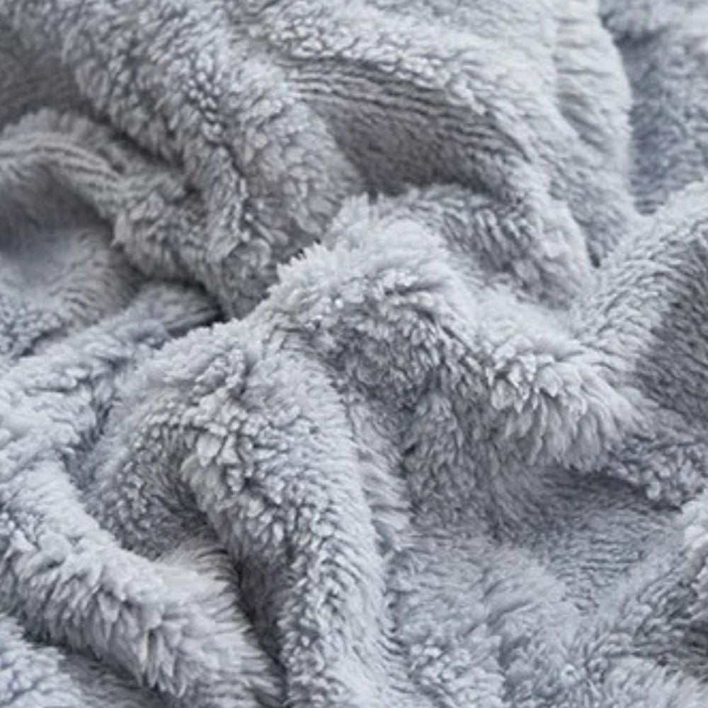 plaid gris et blanc